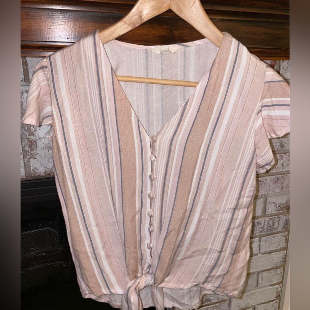 Sim & Sam Short sleeve v-neck striped button up blouse fashion top tie bottom